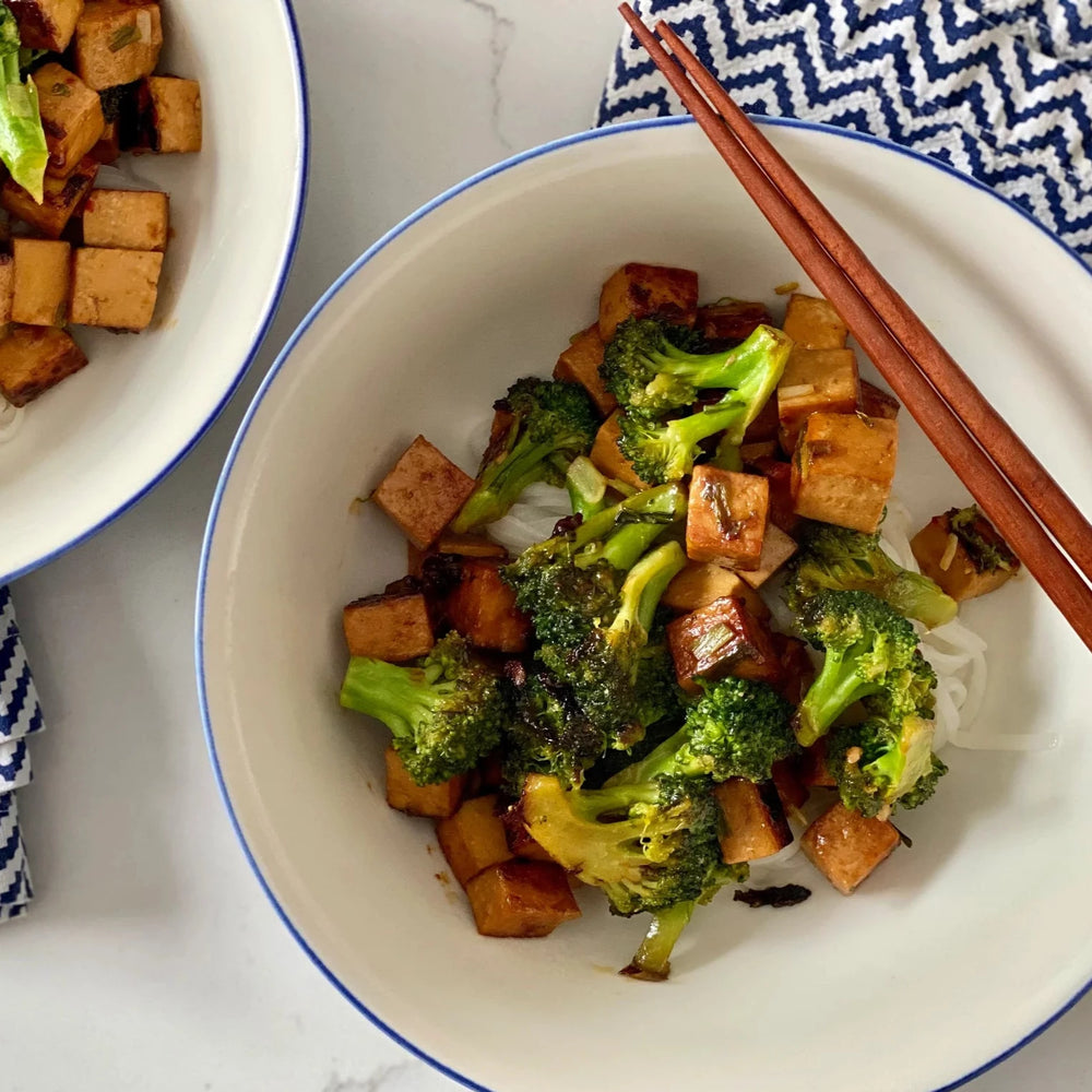 Epic Général Tao au Yuzu : tofu en cubes mariné